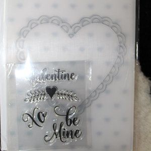 NWT  Embossing Folder & Clear Stamp